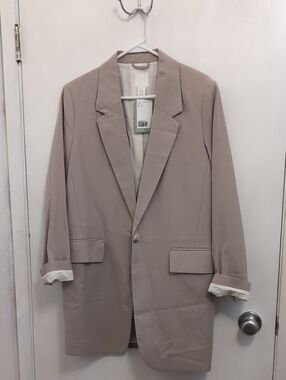 H&M Oversized Blazer in Light Taupe